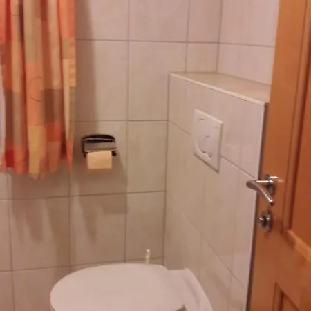 Δωμάτια σε οικογενειακή κατοικία Schusterbauernhof *