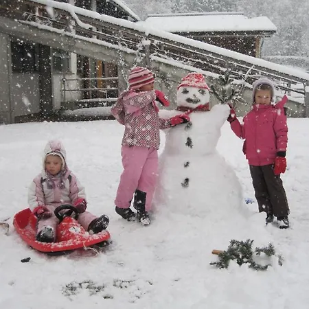 Δωμάτια σε οικογενειακή κατοικία Schusterbauernhof Bad Mitterndorf